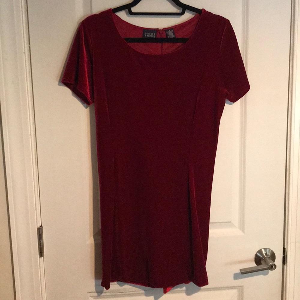 Hillard & Hanson Mini-Dress